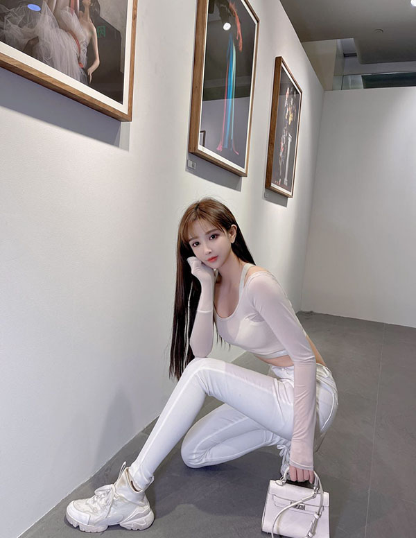 伦敦伴游上门服务