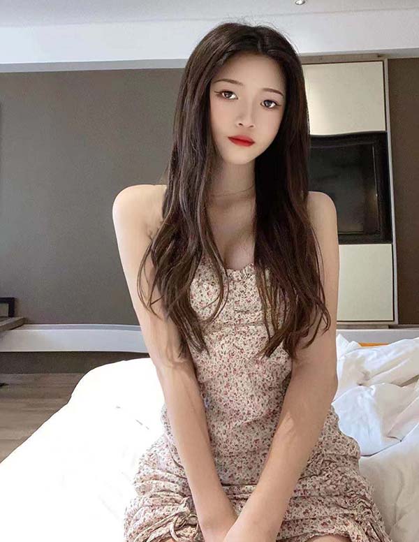 温哥华伴游模特